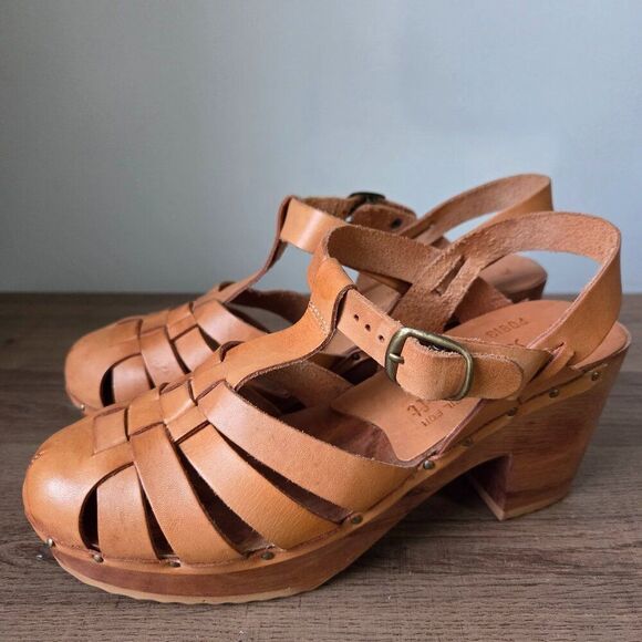 NWOB QUALICRAFT MADE IN BRAZIL GENUINE LEATHER STRAPPY CLOGS HEELS SIZE 7B - Picture 1 of 16